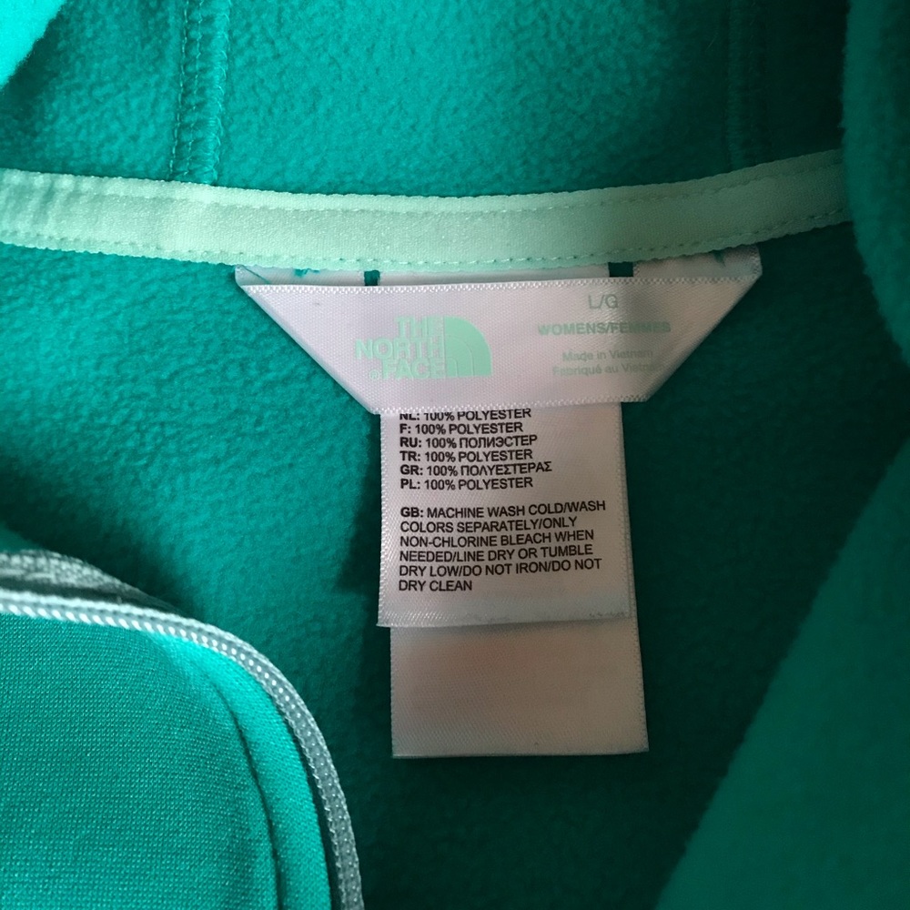 Women’s Northface Zip-Up Jacket - image 3